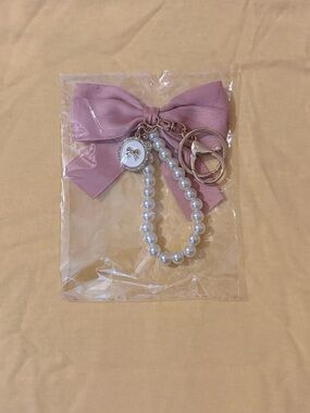 Gold Pearl Pink Bow Wristlet Keychain W/ Clip & Lipgloss Holder NWT